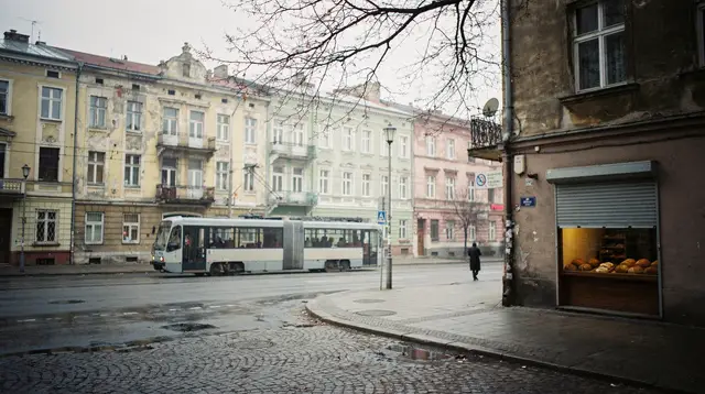 Warsaw 2-hour Old Town Walking Tour